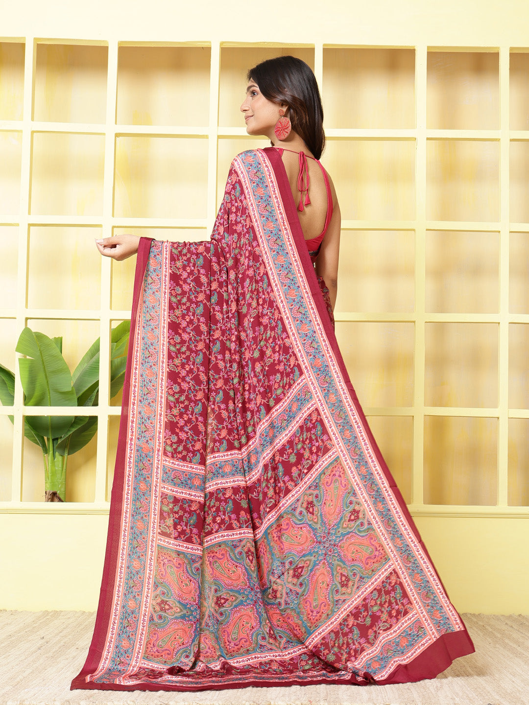 Floral Printed Crepe Saree