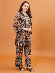 Digital Printed Cotton Blend Kurta With Pants