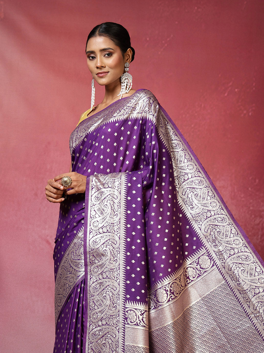 Zari Jaal Art Silk Woven Saree
