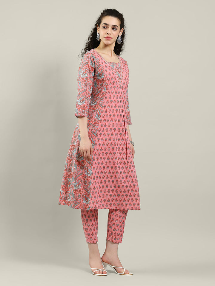 Printed Cotton Blend Kurta &amp; Pants