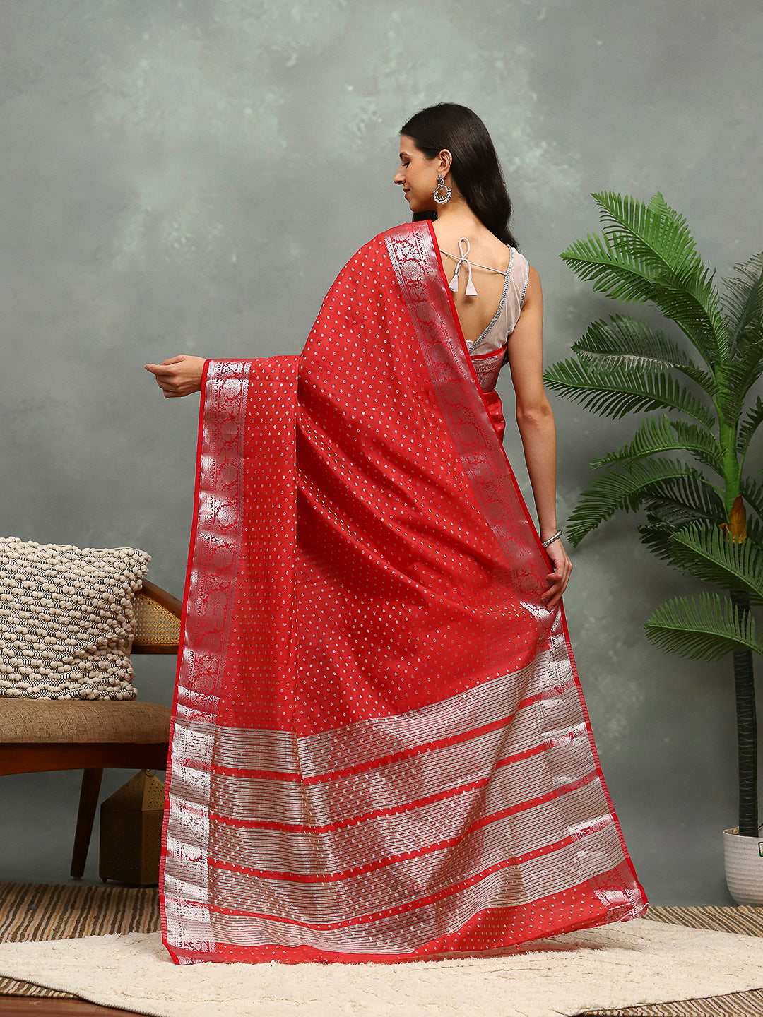 Woven Booti Art Silk Saree