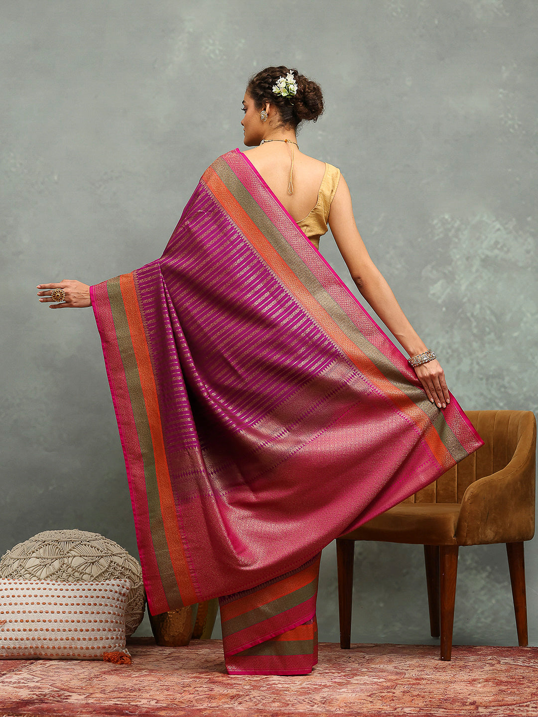 Wovn Border Art Silk Saree