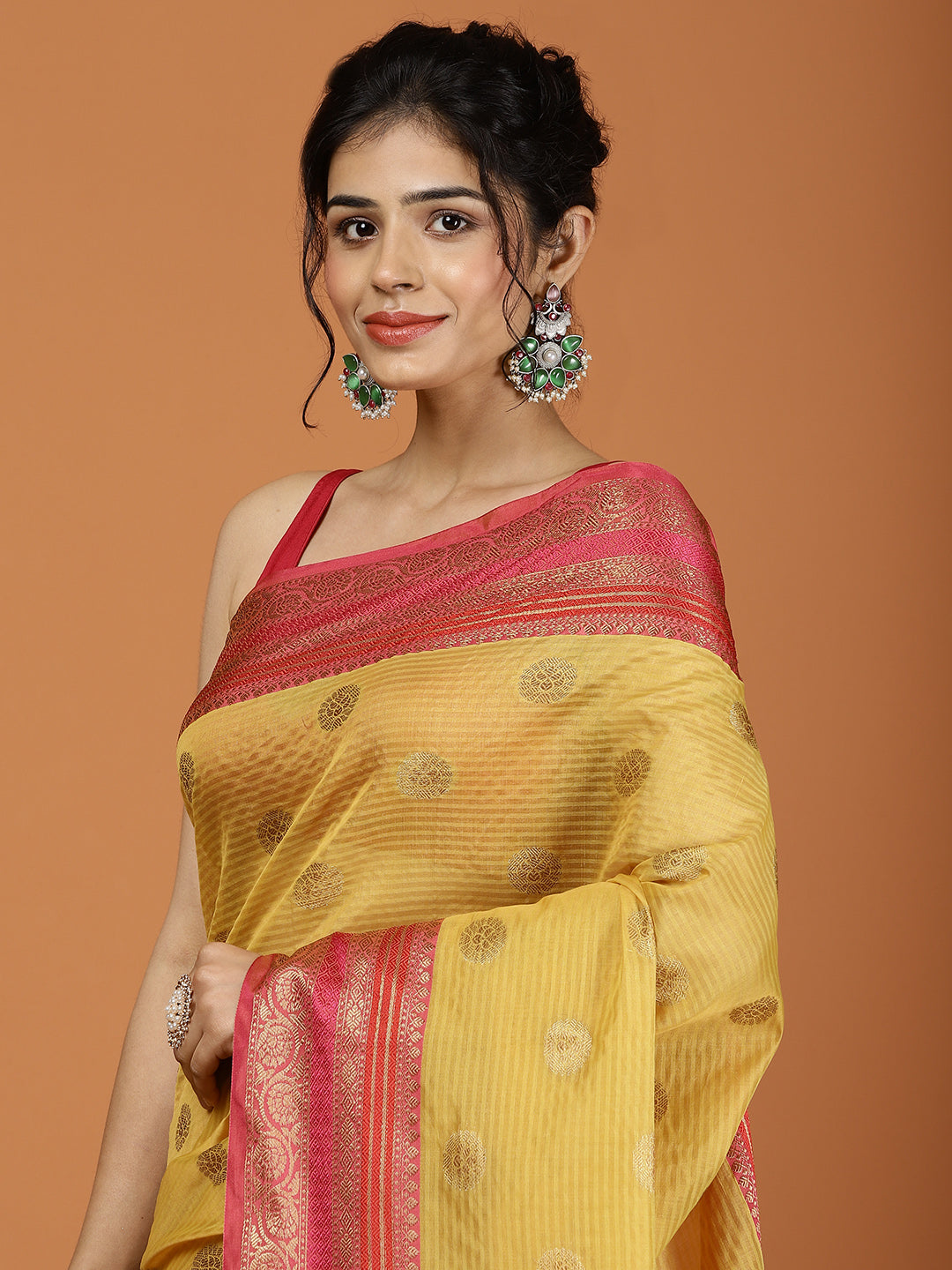 Zari Jaal Cotton Woven Saree
