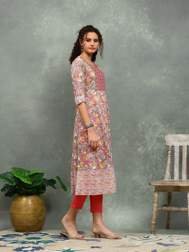 Yoke Embroidered Cotton Blend Kurta