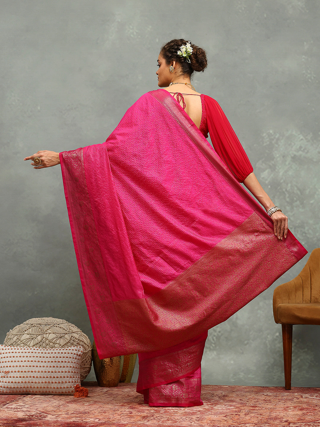 Wovn Border Art Silk Saree
