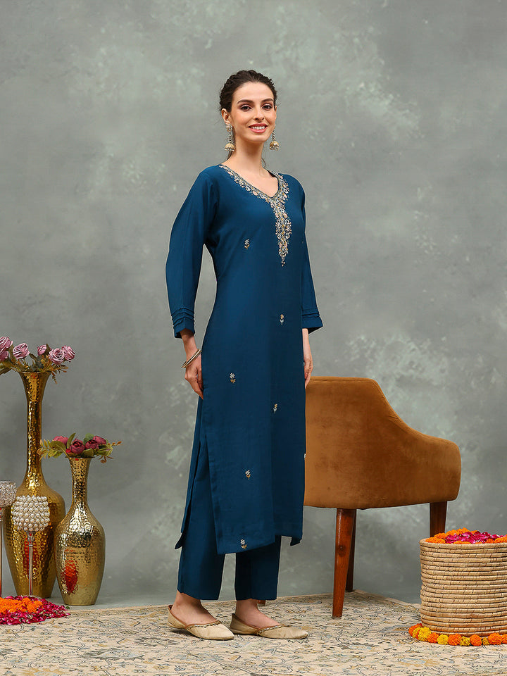 Embroidered Muslin Kurta With Pants &amp; Dupatta