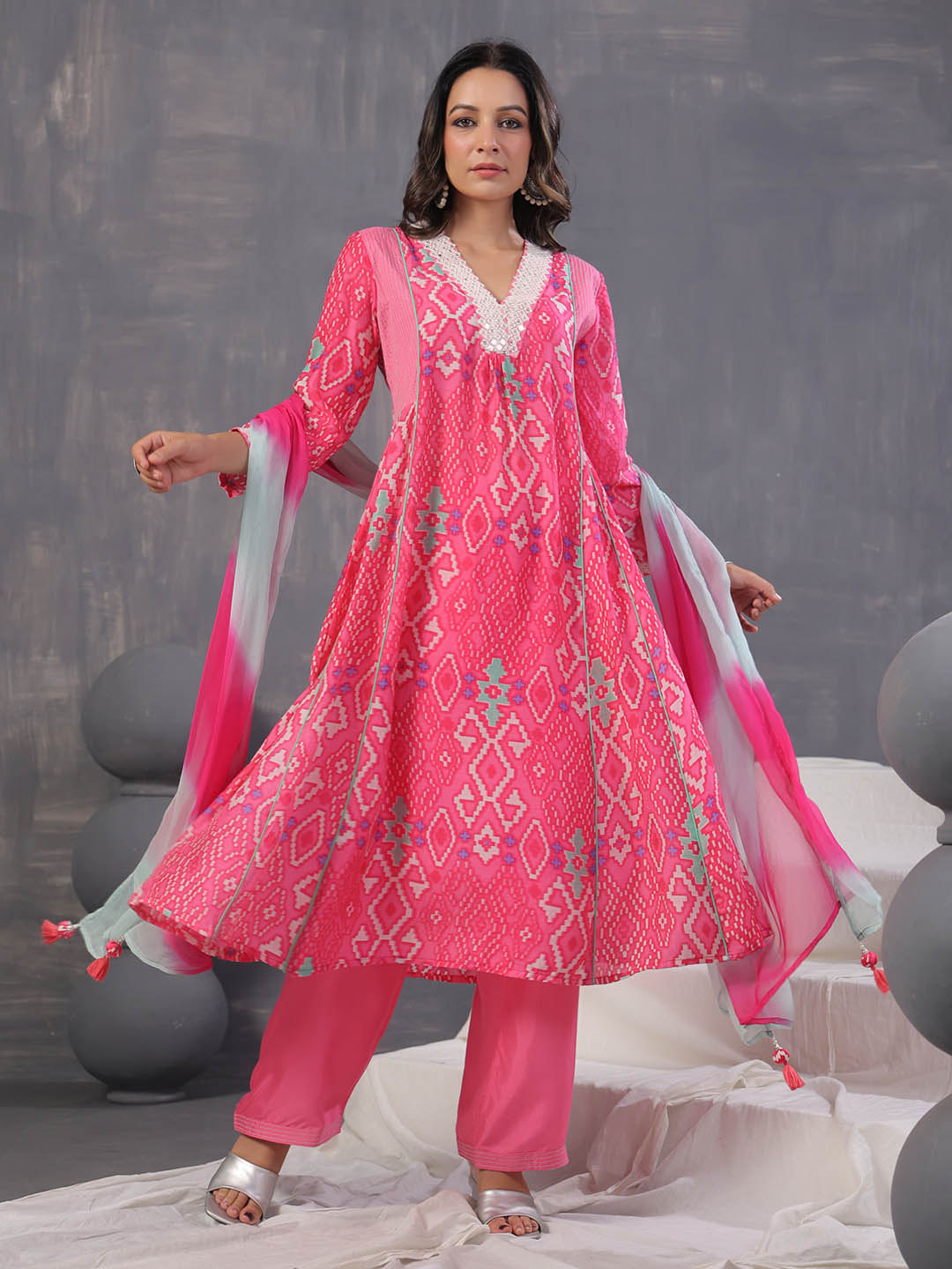 Neck Embroidery Muslin Kurta With Pants &amp; Dupatta