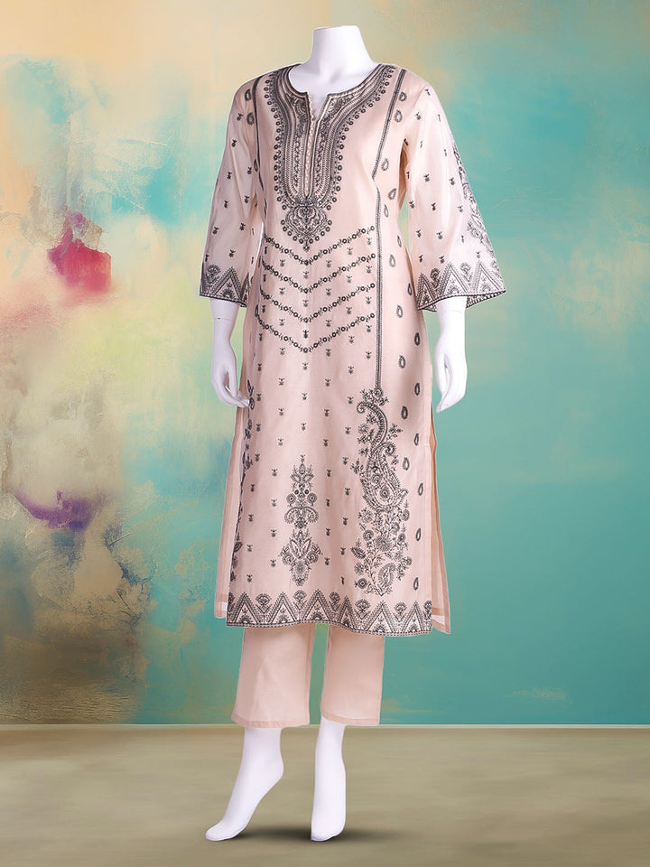 Embroidered Chanderi Kurta With Pant &amp; Dupatta