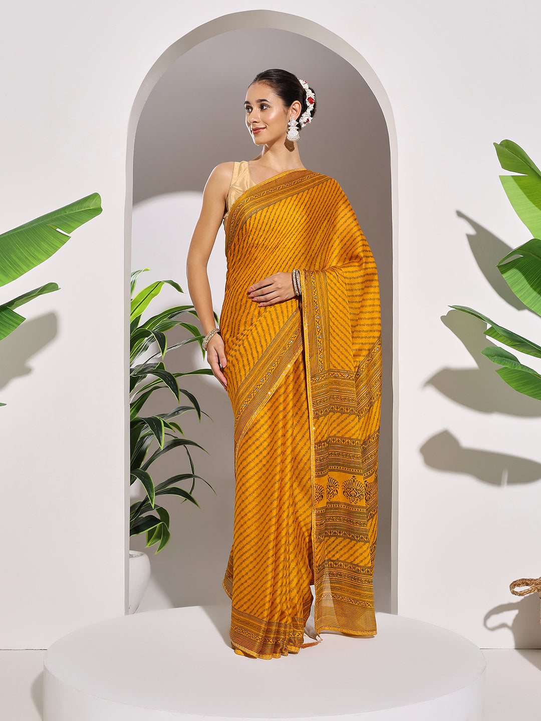 Floral Printed Georgette Saree