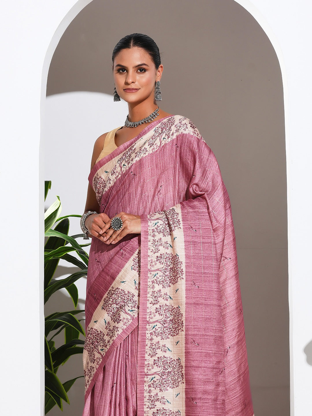 Floral Printed Tussar Silk Saree