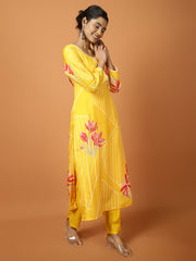 Printed Muslin Kurta With Pants & Dupatta