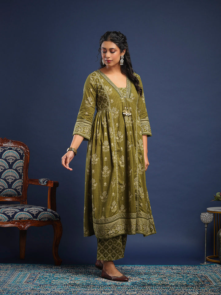 Mehndi Cotton Blend Printed Straight Suit Set