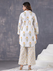 Floral Printed Cotton Blend  Kurta With Pants