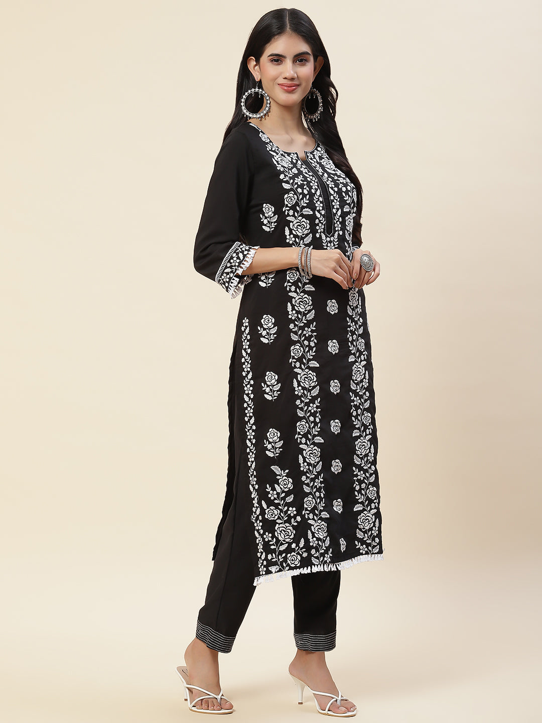 Floral Embroidered Cotton Kurta With Pants
