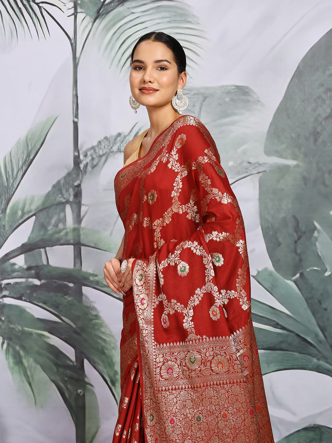 Zari Border Booti Cotton Blend Woven Saree