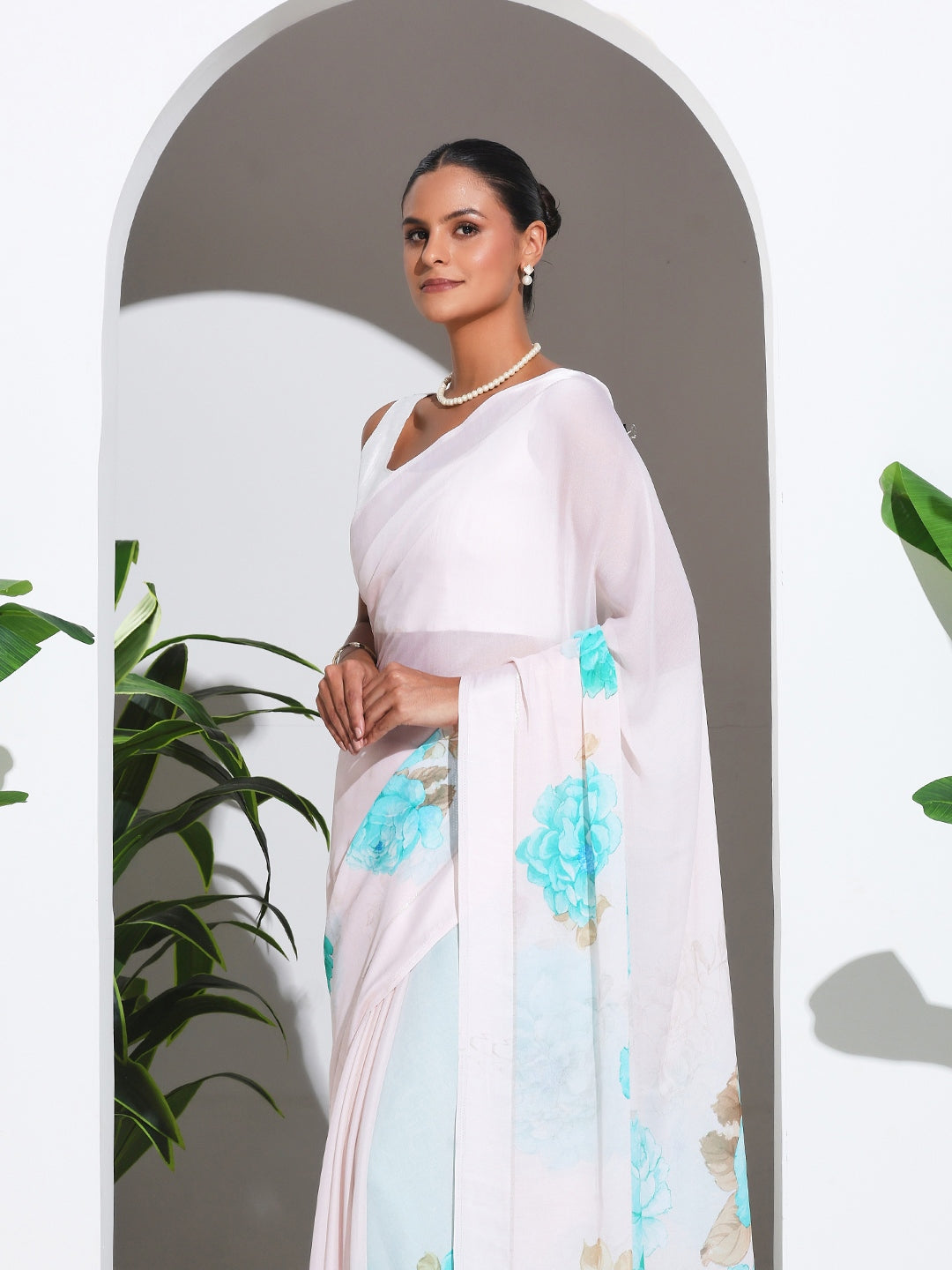 Floral Printed Crepe Saree