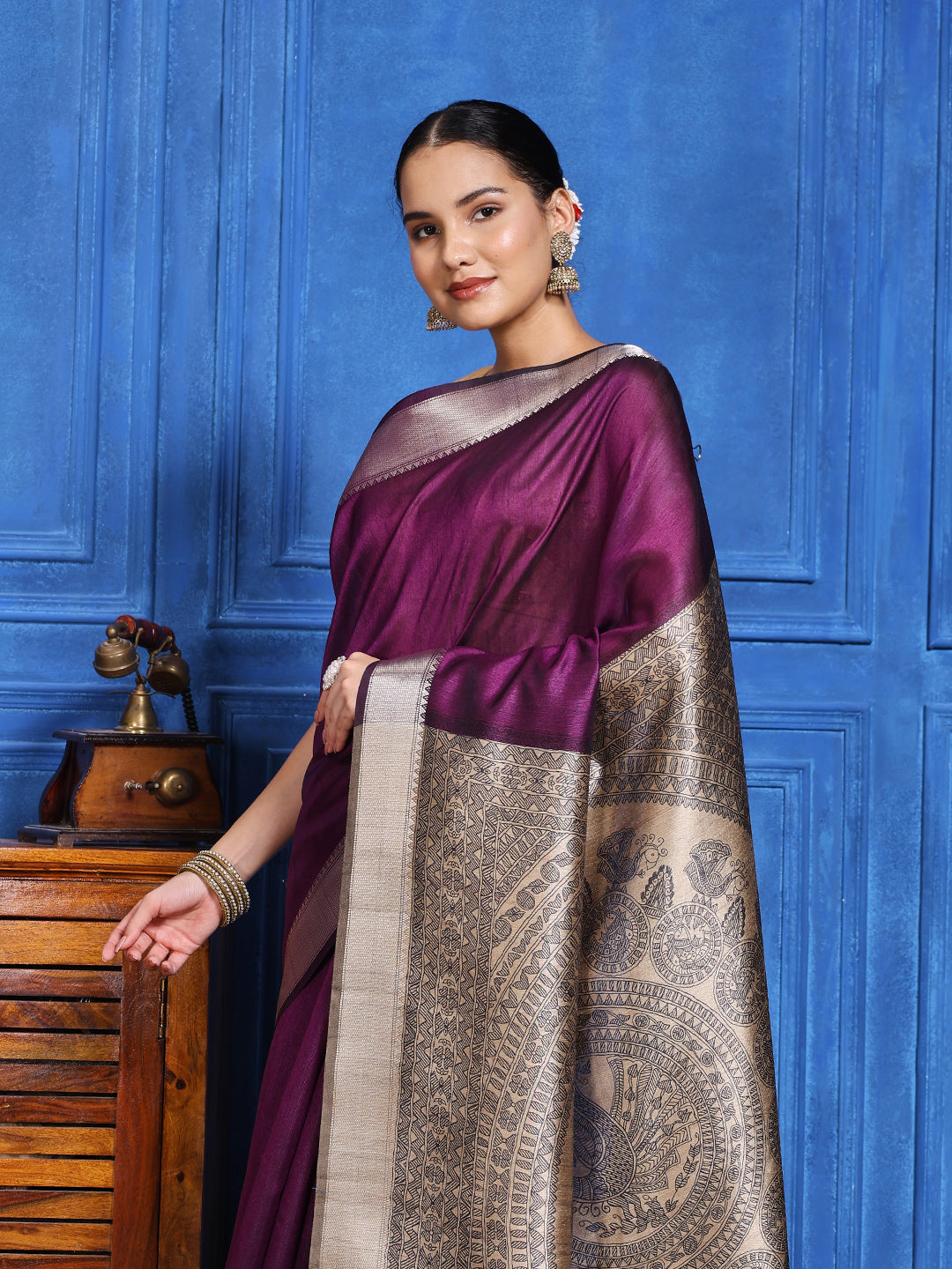 Zaari Jaal Tussar Saree