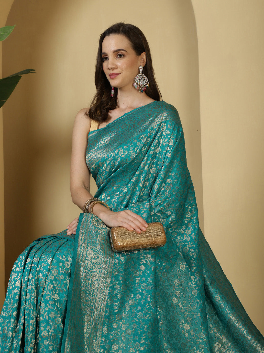 Zaari Jaal Crepe Saree