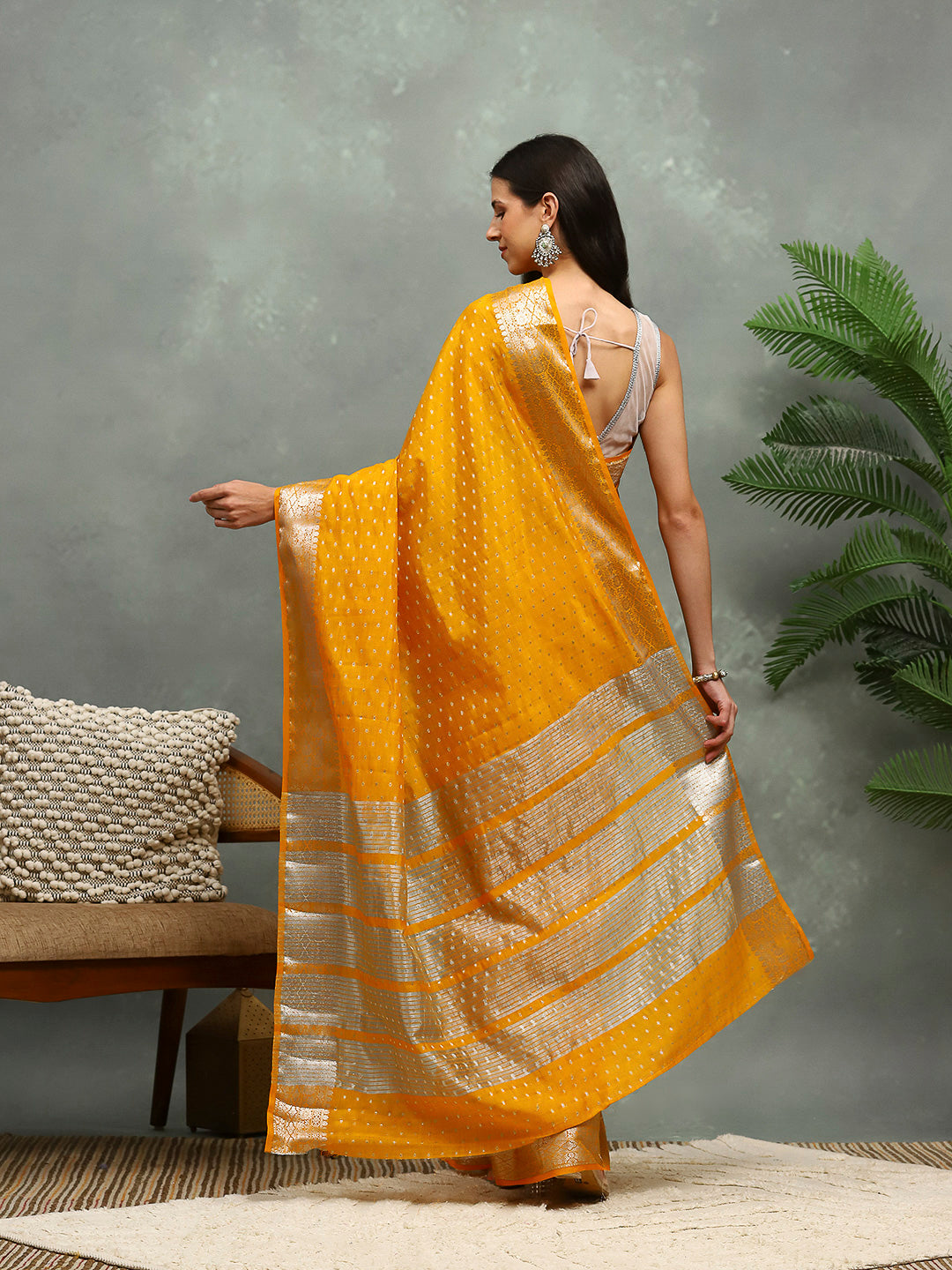 Zaari Border Art Silk Saree