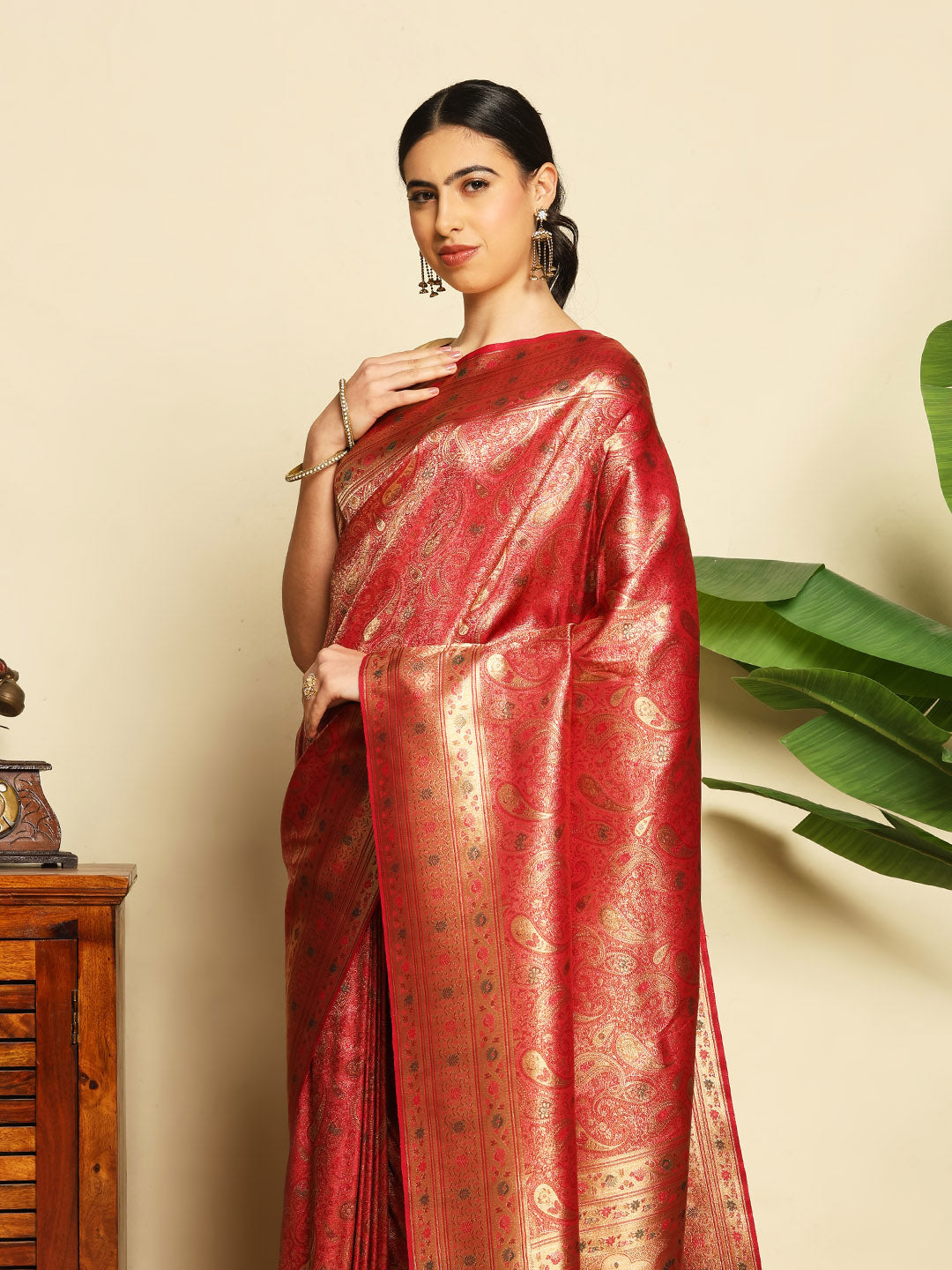 Paisley Woven Design Art Silk Saree