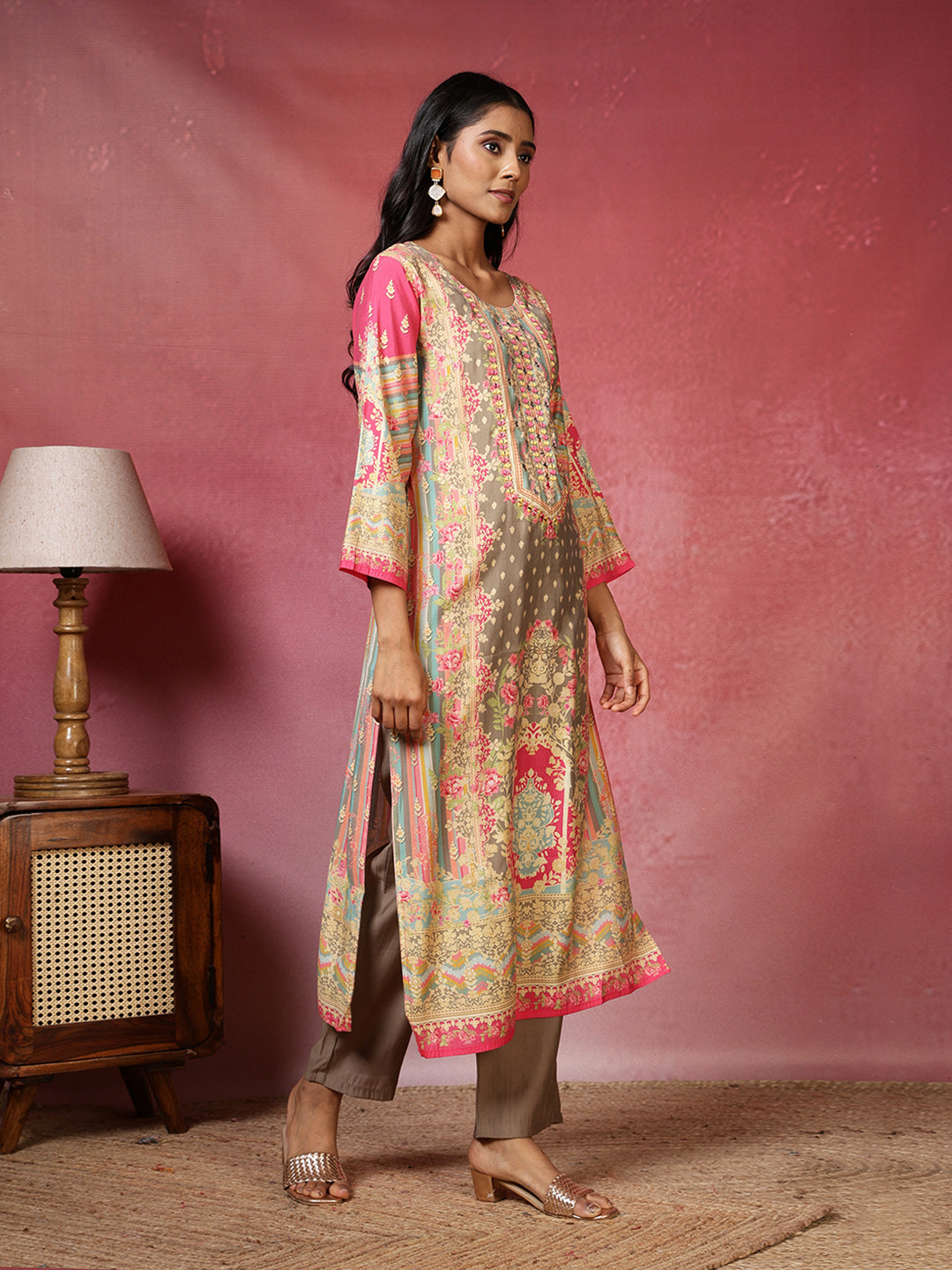 Printed Muslin Kurta With Pants & Dupatta