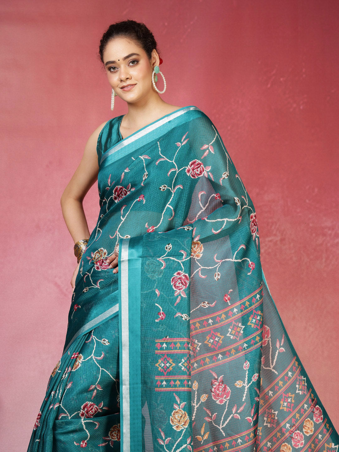 Floral Printed Cotton Blend Saree