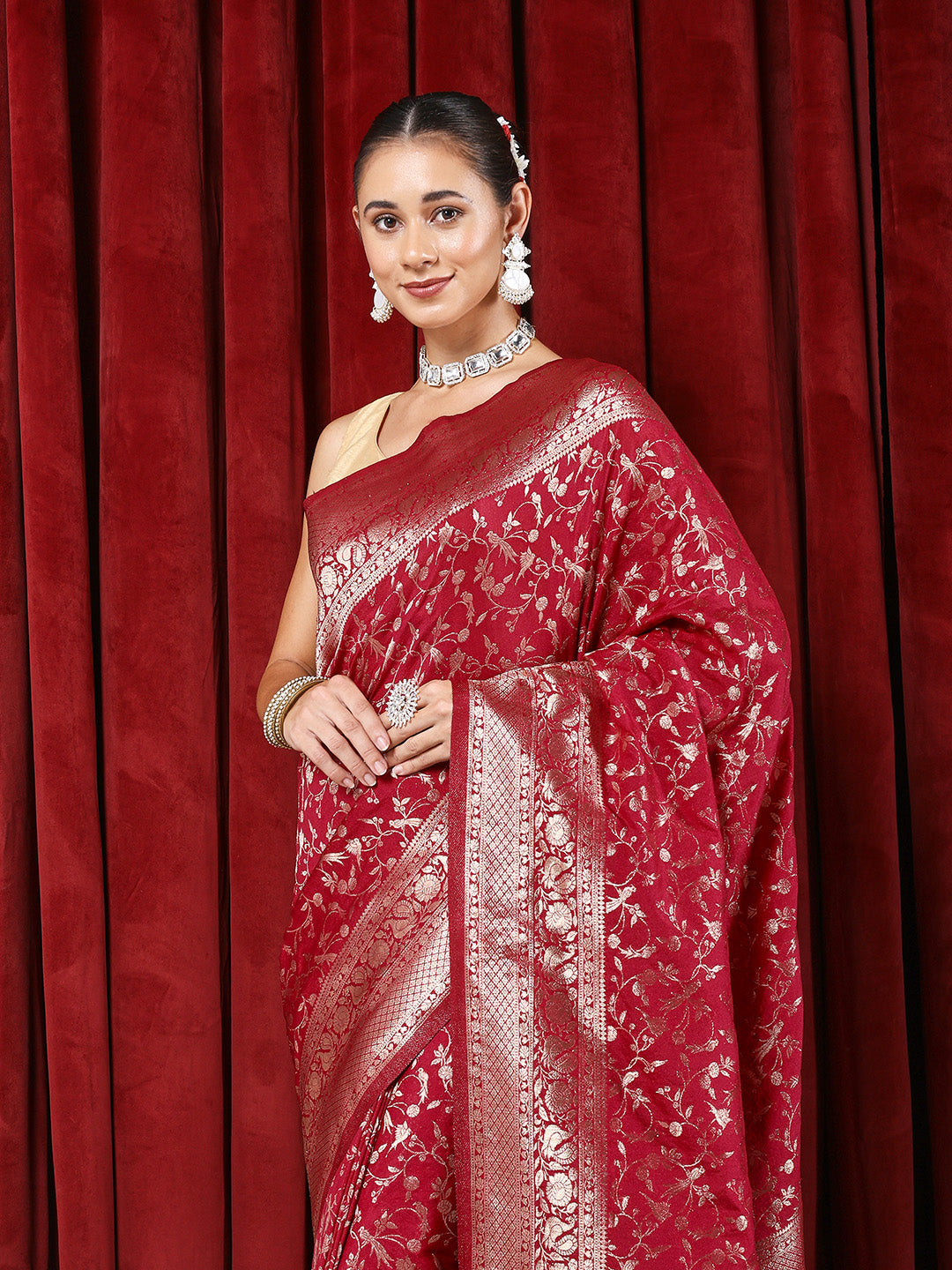 Zaari Jaal Crepe Saree
