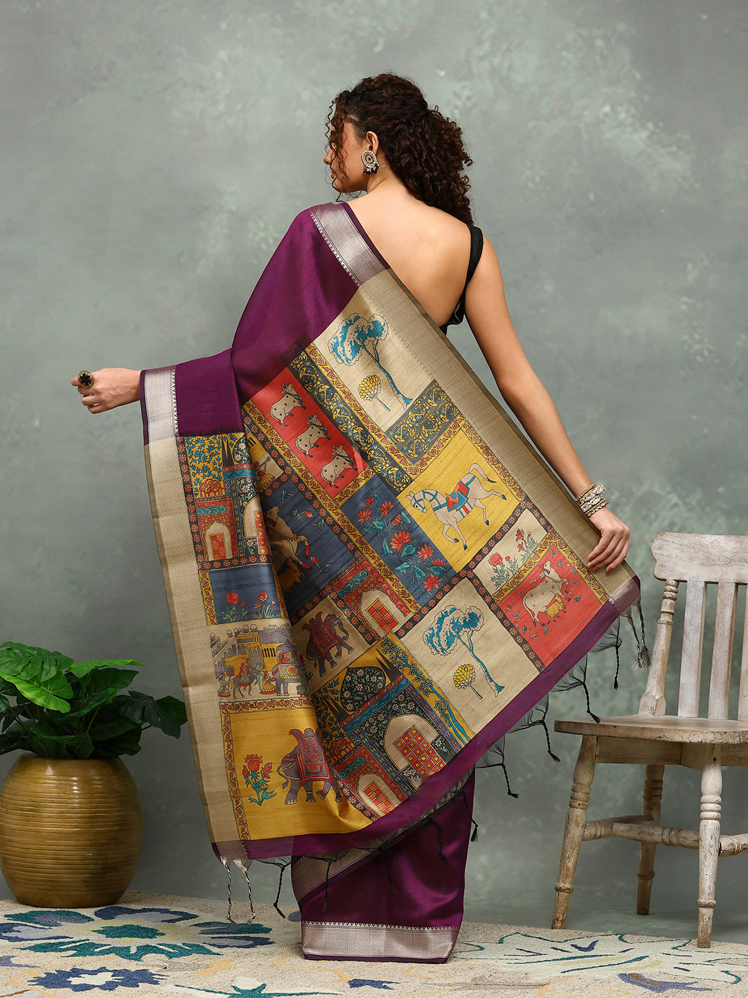 Plain Art slik Saree