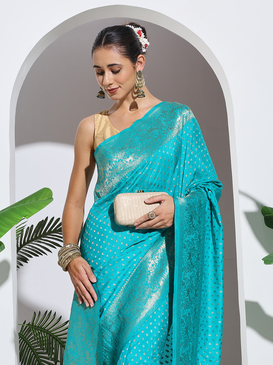 Zaari Jaal Crepe Saree