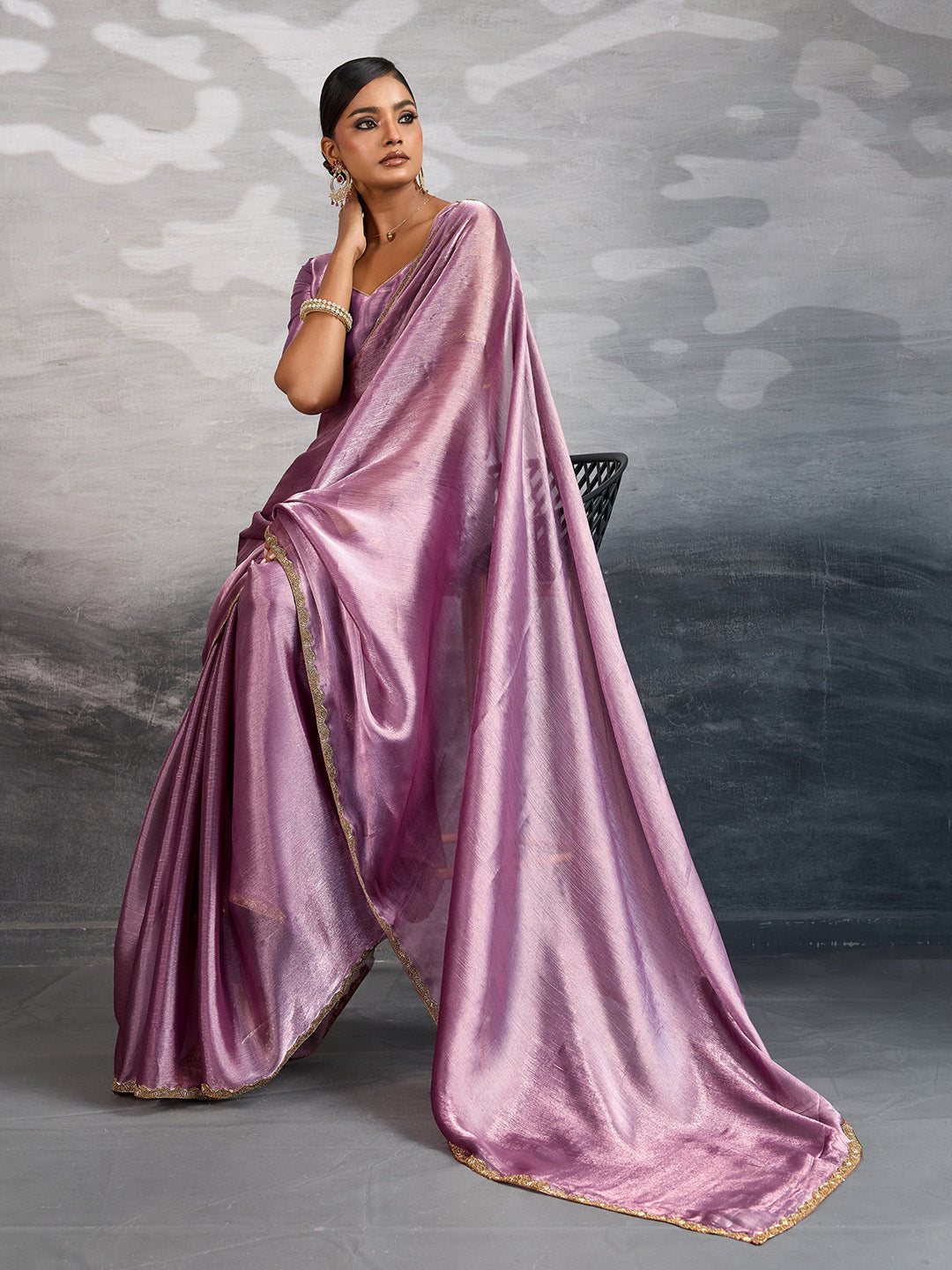 Plain Art slik Saree