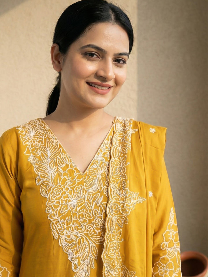 Yellow Cotton Blend Printed Straight Suit Set