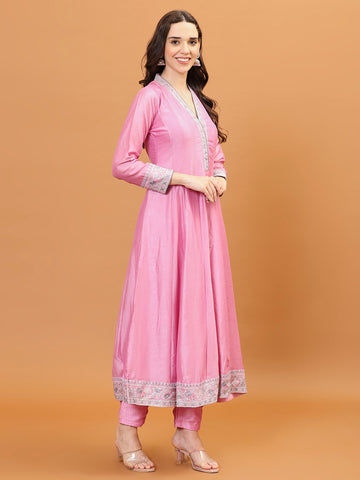 Resham Zari Embroidered Handloom Kurta With Pants & Dupatta