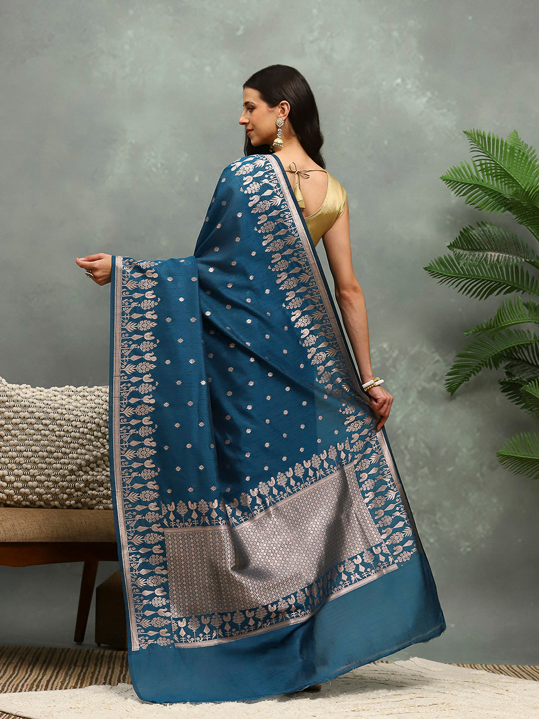 Zari Border Booti Cotton Blend Woven Saree