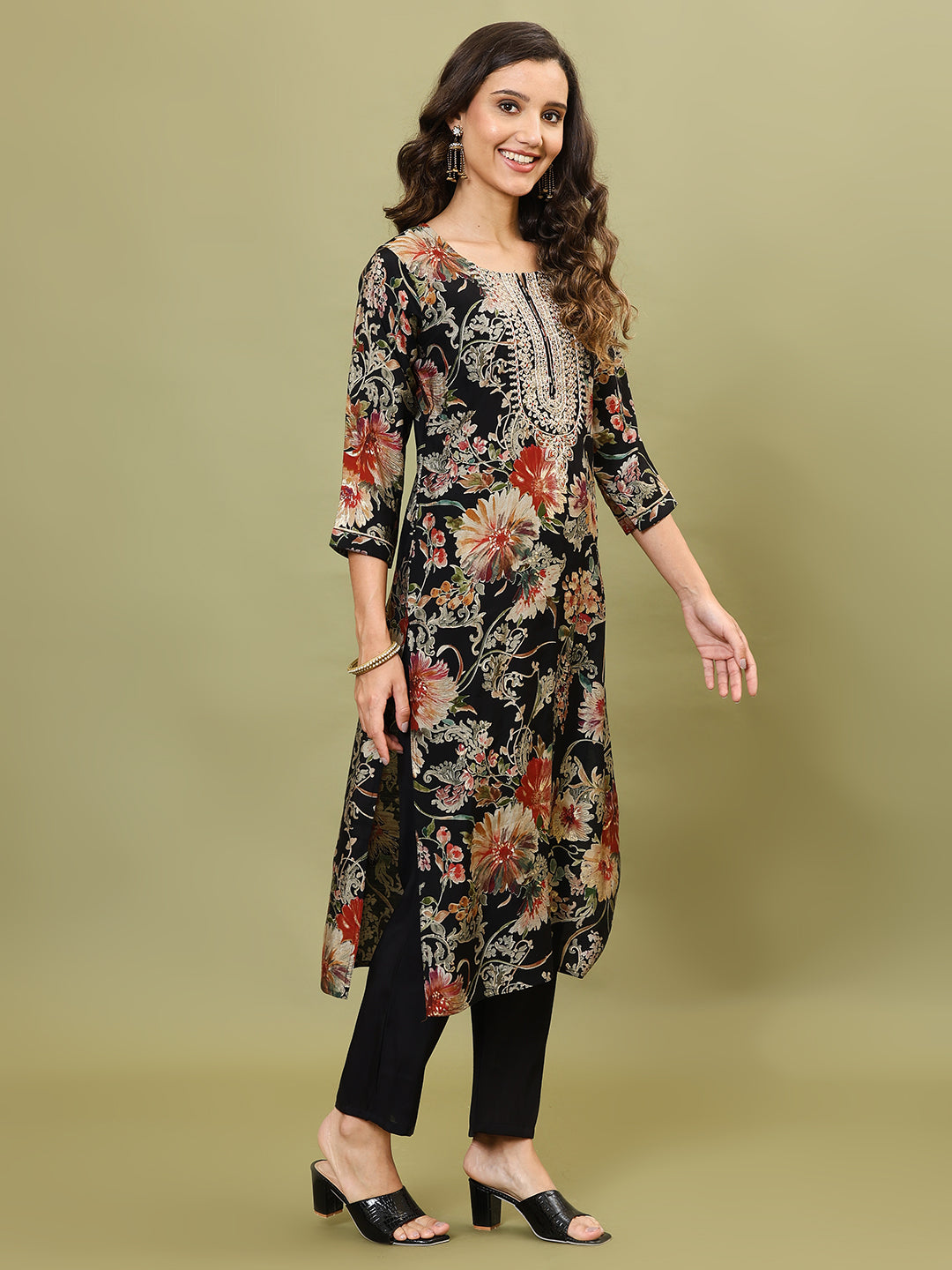 Printed Cotton Blend Kurta With Pant