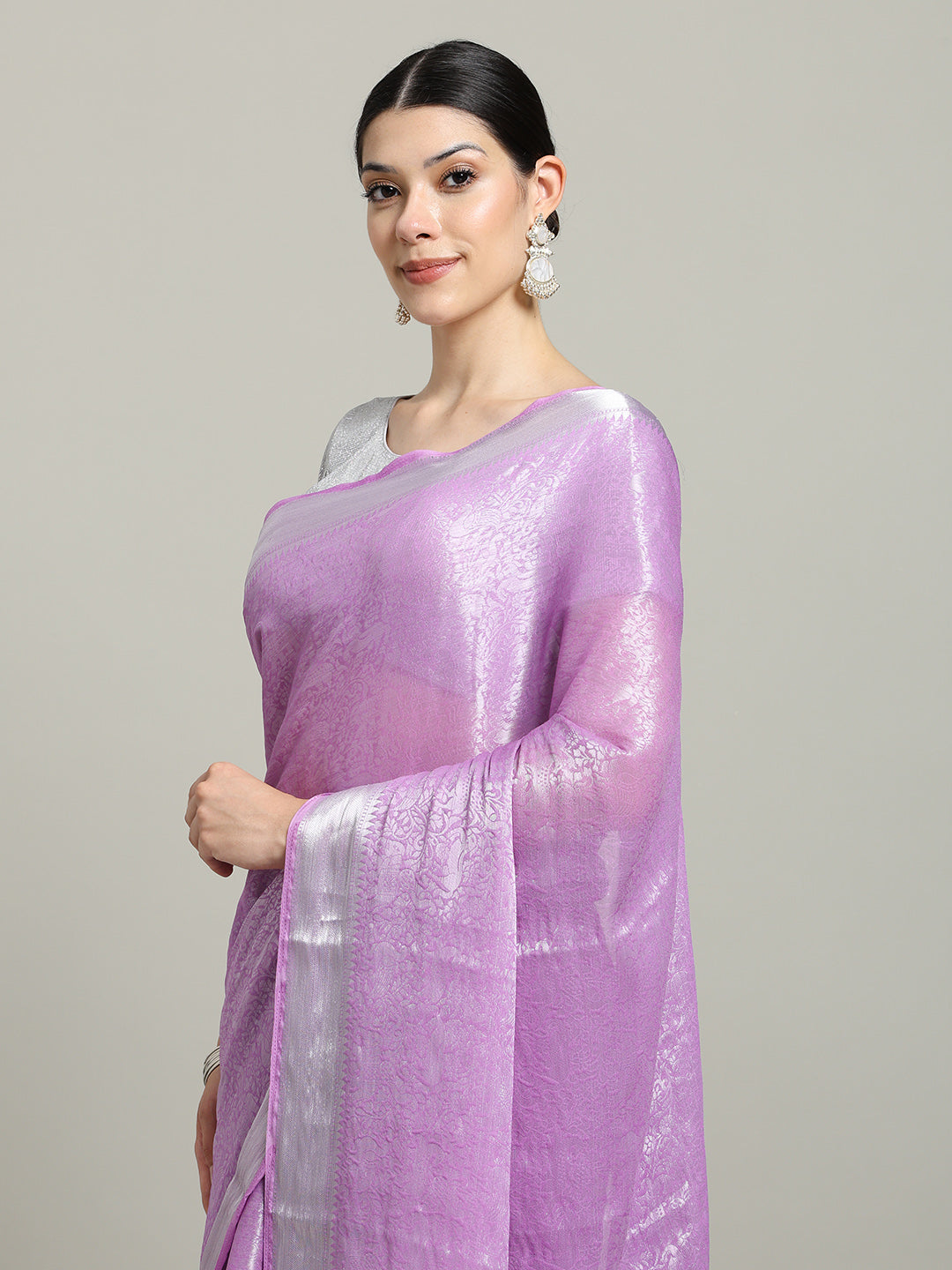 Zari Jaal Georgette Woven Saree