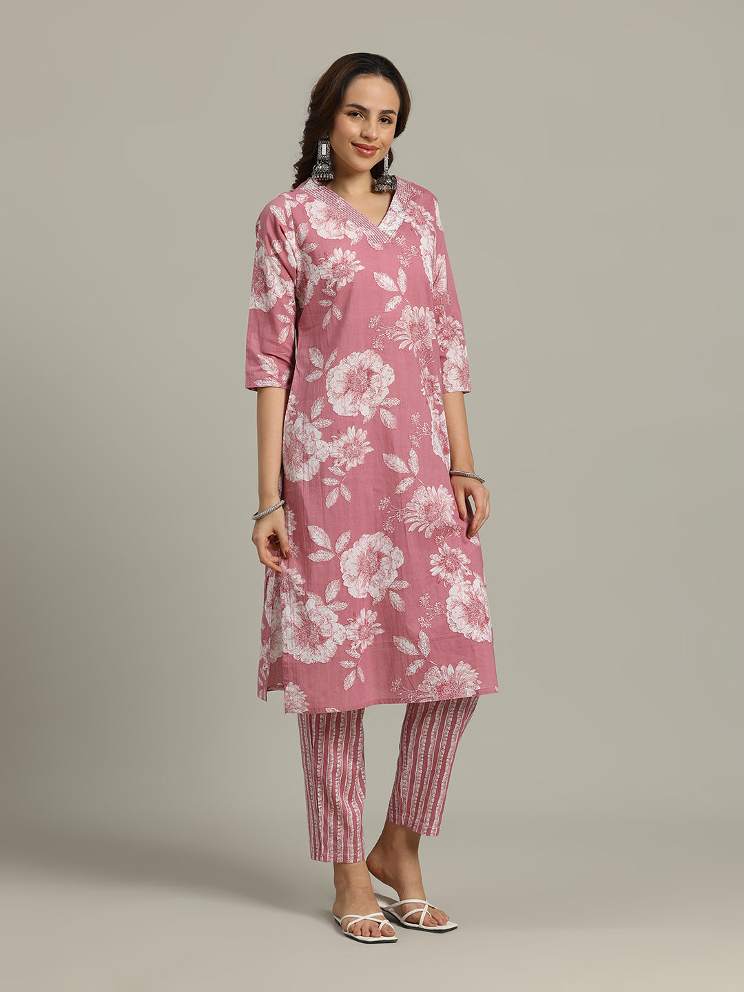Floral Parinted Cotton Blend Kurta With Pants &amp; Dupatta