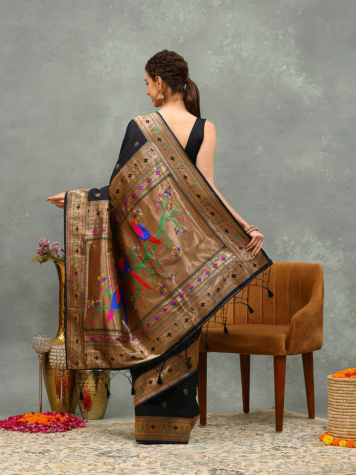 Woven Design Cotton Blend Saree