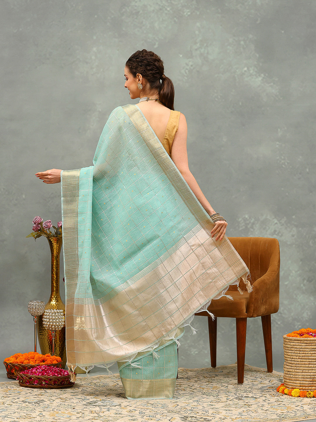 Woven Design Cotton Blend Saree
