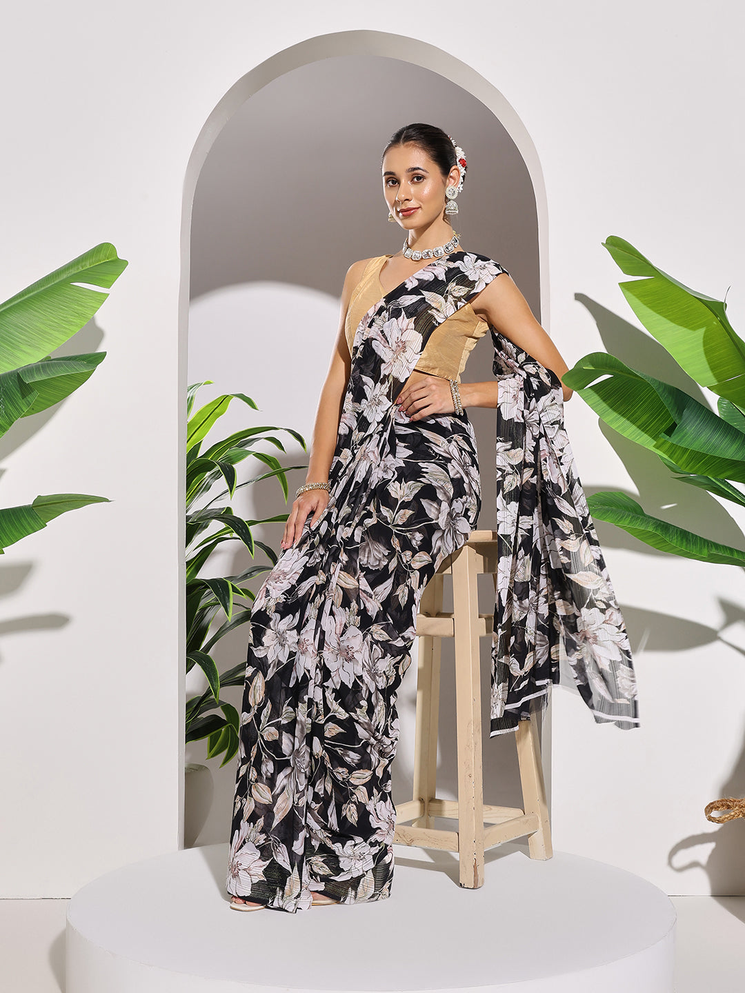 Floral Printed Georgette Saree
