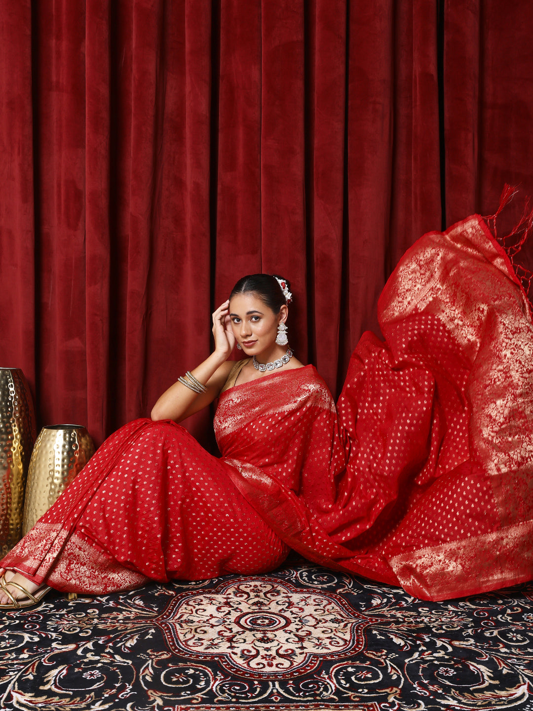 Zaari Jaal Crepe Saree