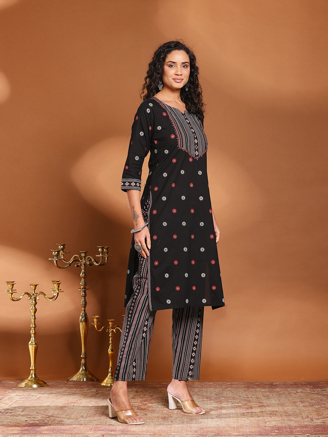 Printed Cotton Blend Kurta With Pant