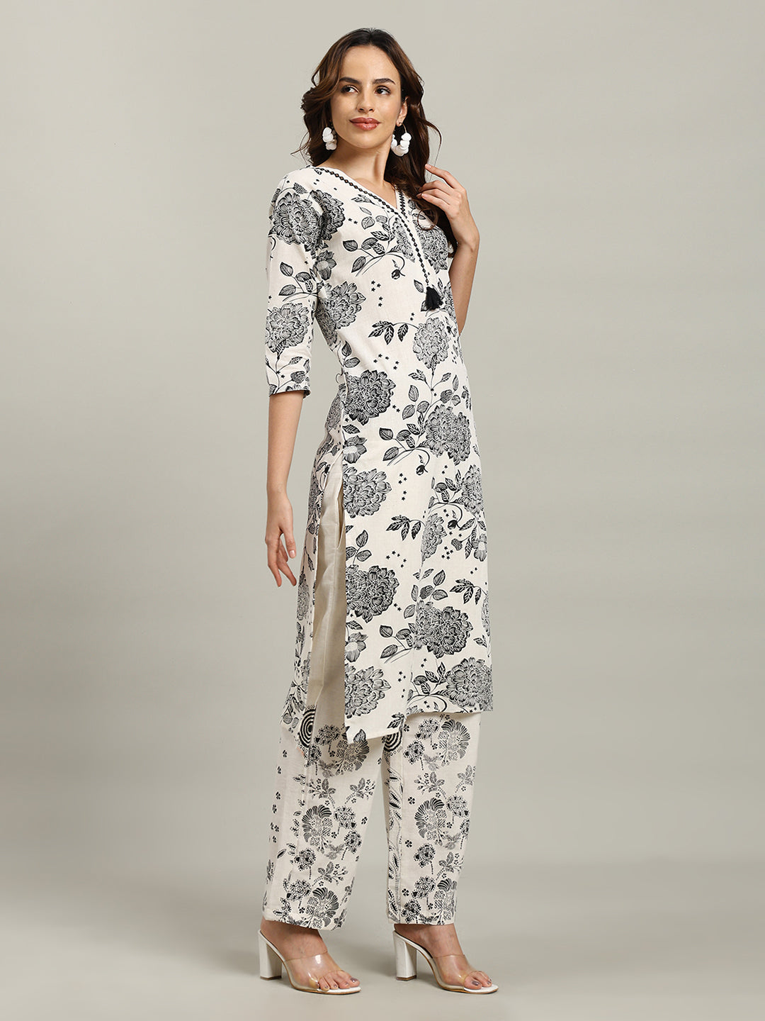 Printed Cotton Blend Kurta With Pants
