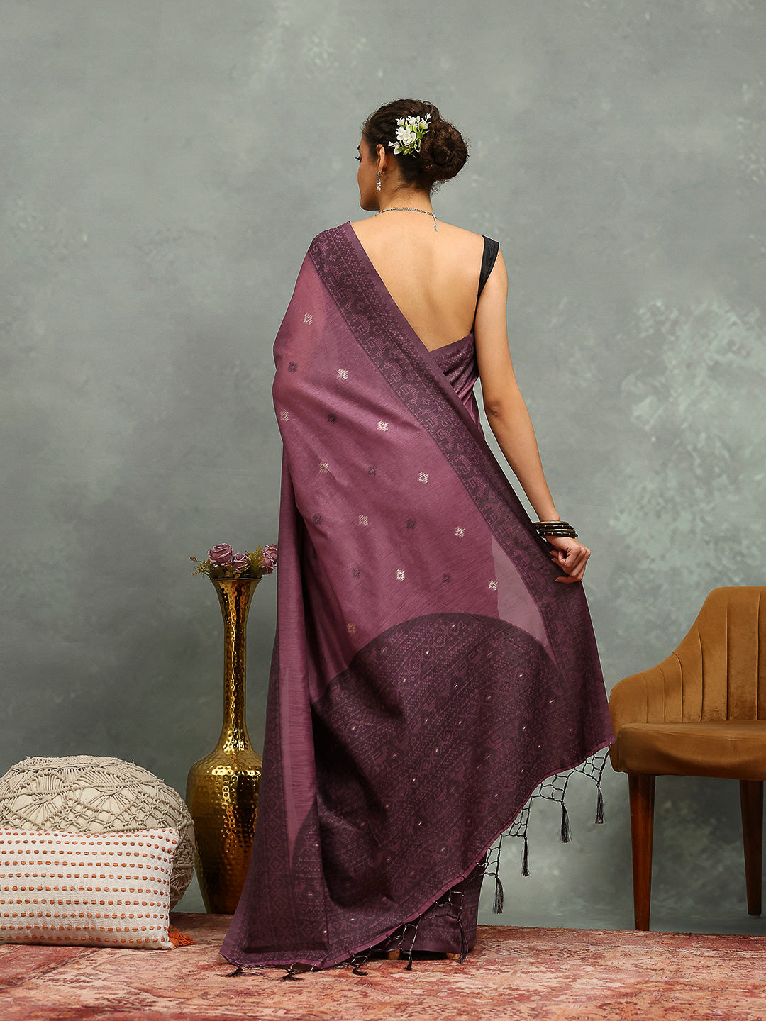 Resham Booti Woven Cotton Blend Saree