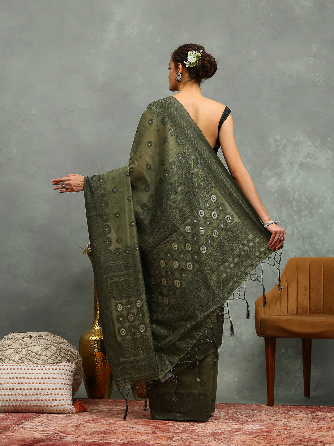 Resham Booti Woven Cotton Saree