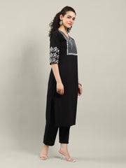 Printed Cotton Blend Kurta With Pants