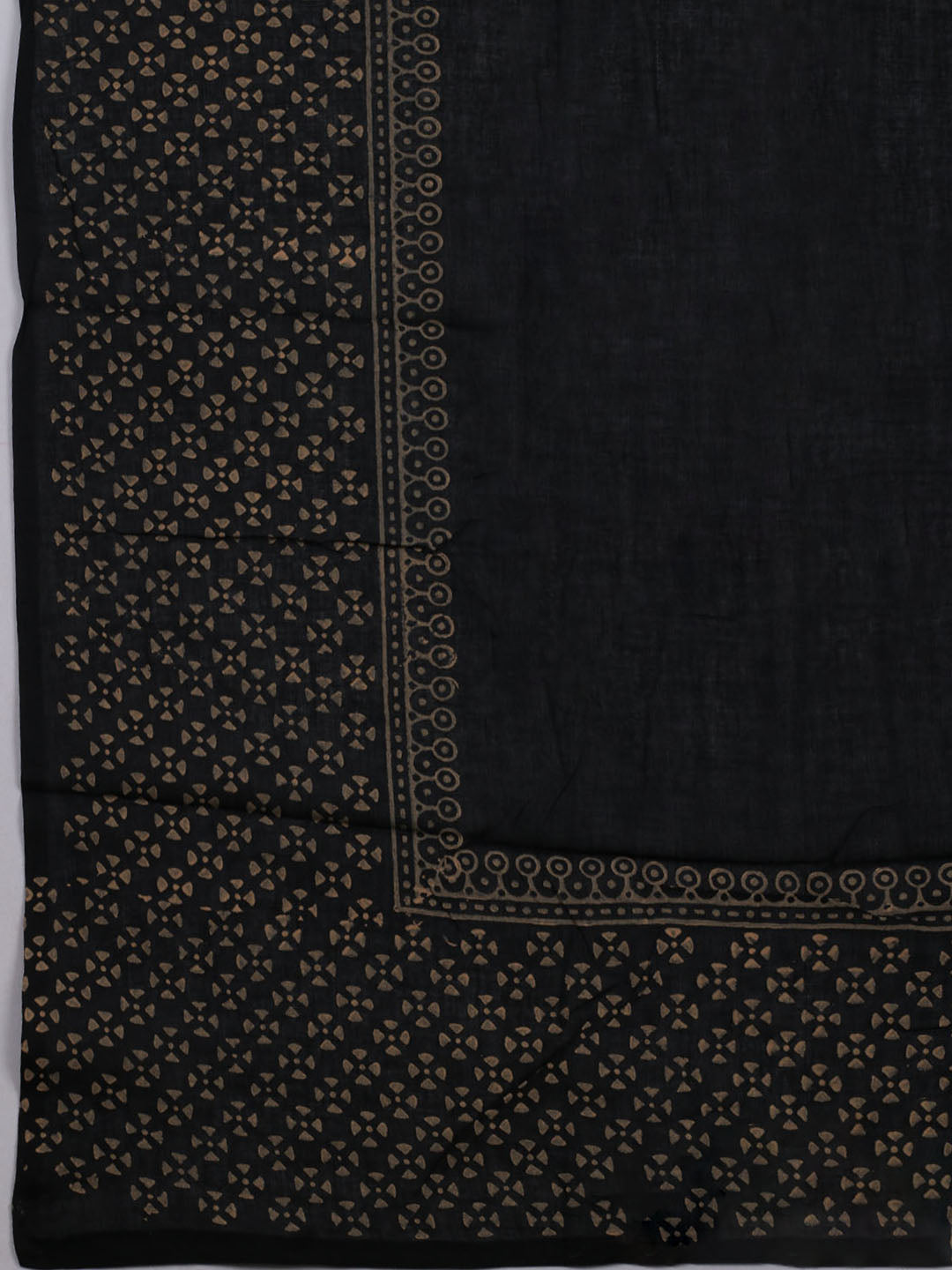 Patch Neck Cotton Blend Unstitched Suit With Dupatta