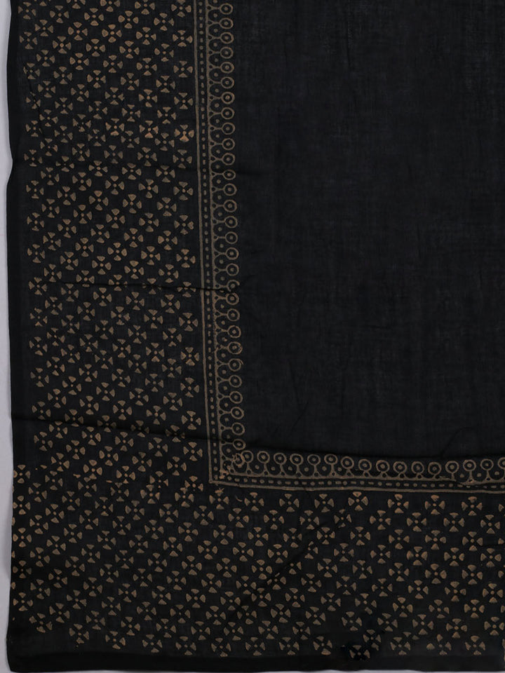 Patch Neck Cotton Blend Unstitched Suit With Dupatta