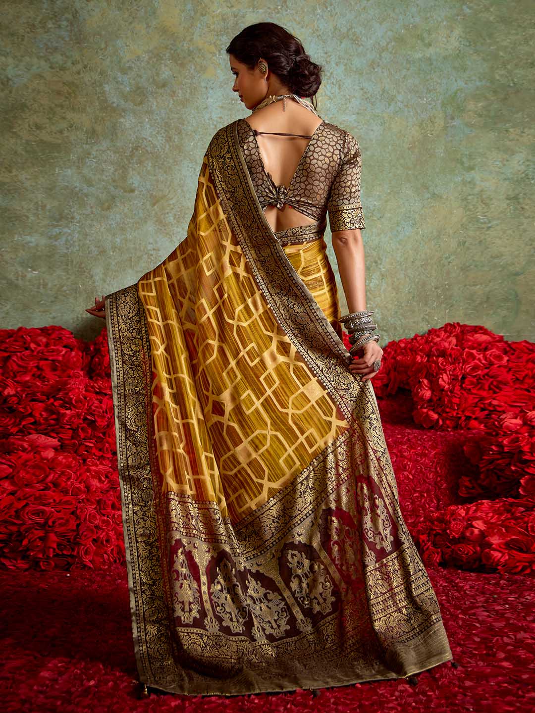 Abstract Print Georgette Saree