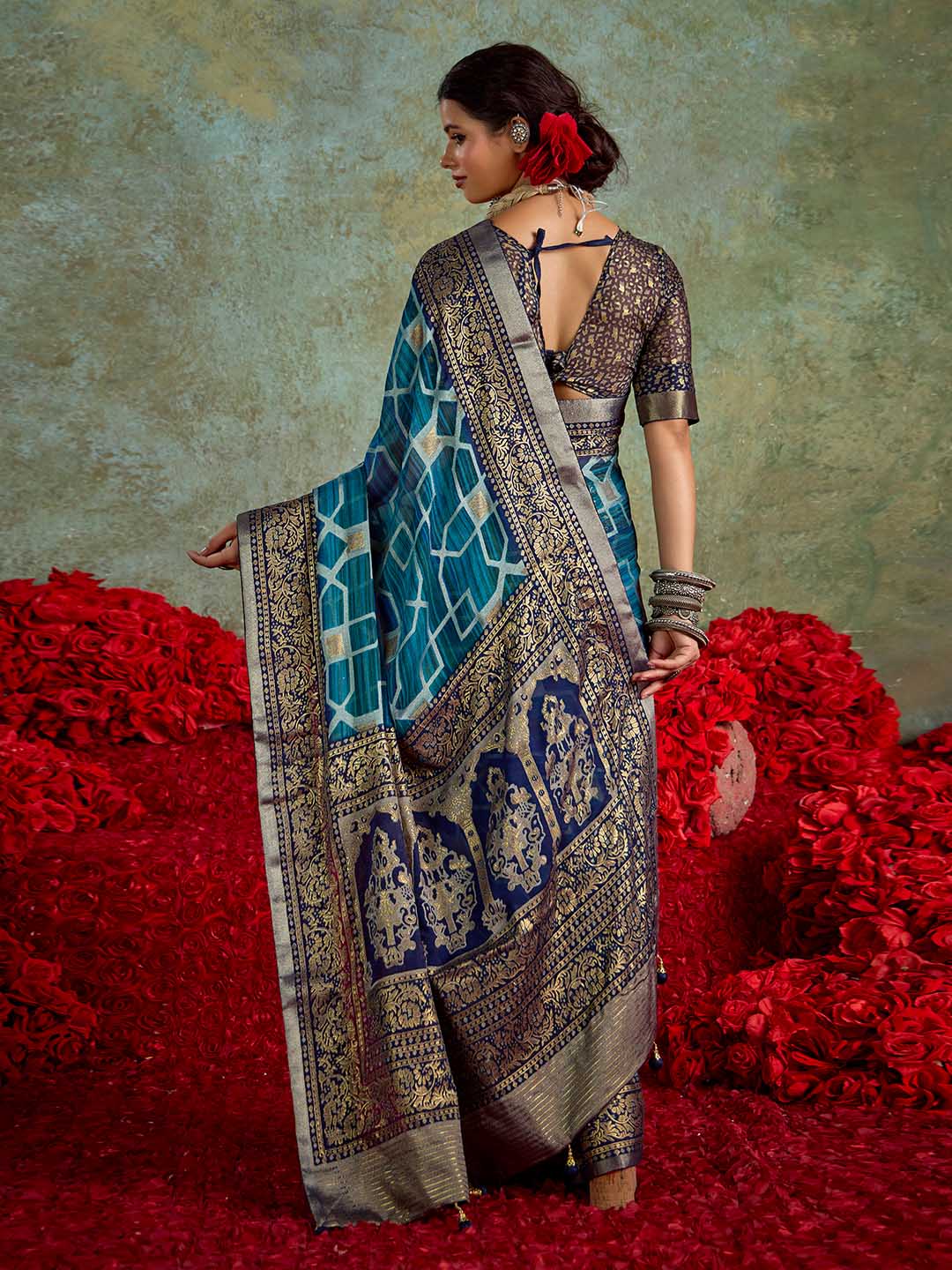 Abstract Print Georgette Saree