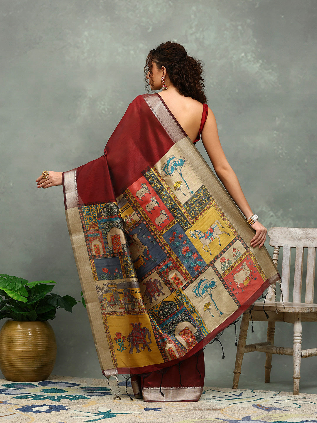 Plain Art slik Saree